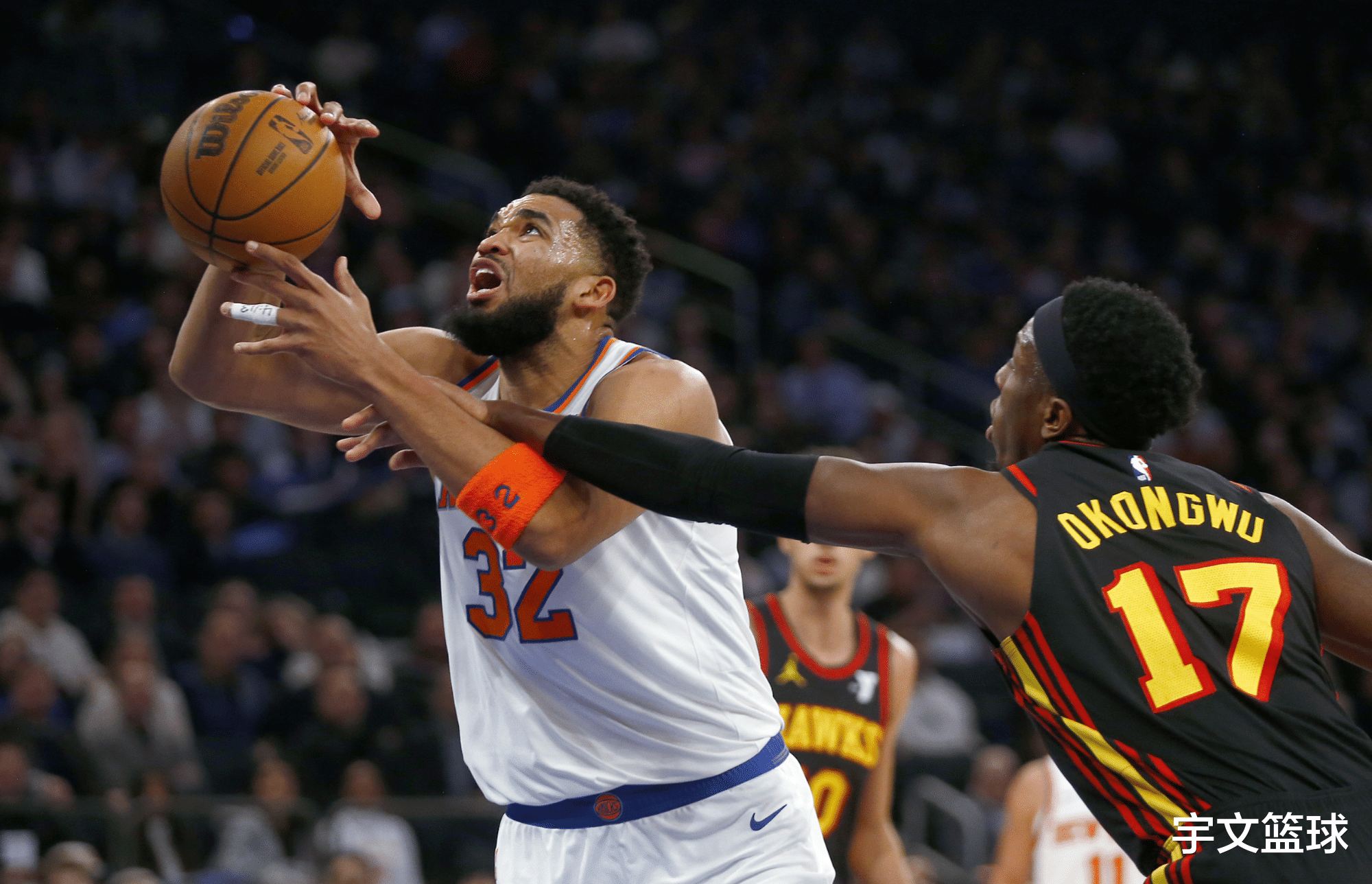 爱游戏-包含塔图姆与60激战法国队分钟，表现优异胜负难料！，詹姆斯焦点对战全场沸腾不已的词条